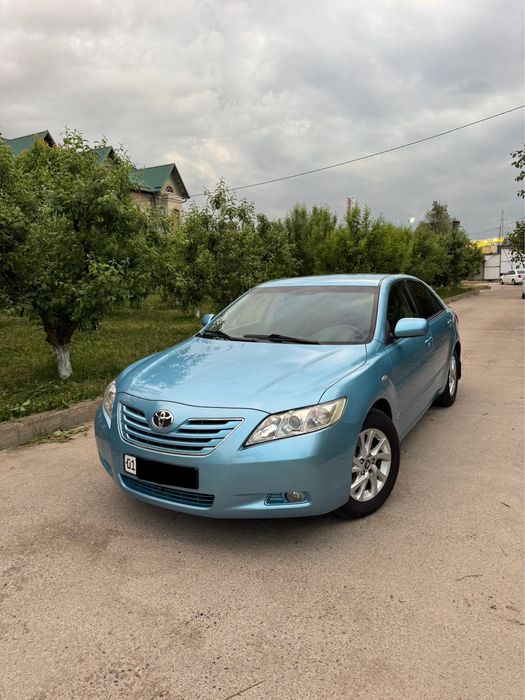 Toyota camry sotiladi 2007