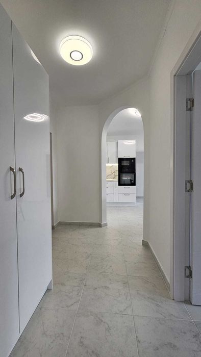 Продава се Тристаен апартамент в Несебър - 118 кв.м за 1865 €/кв.м - Снимка #2