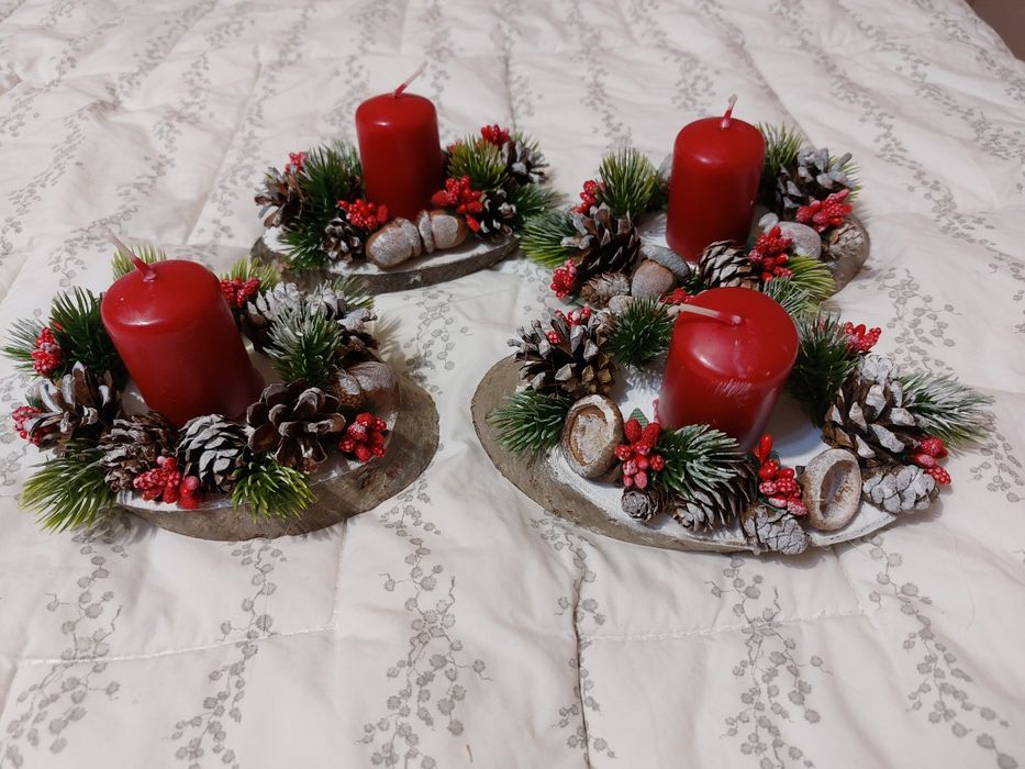 Коледни свещници