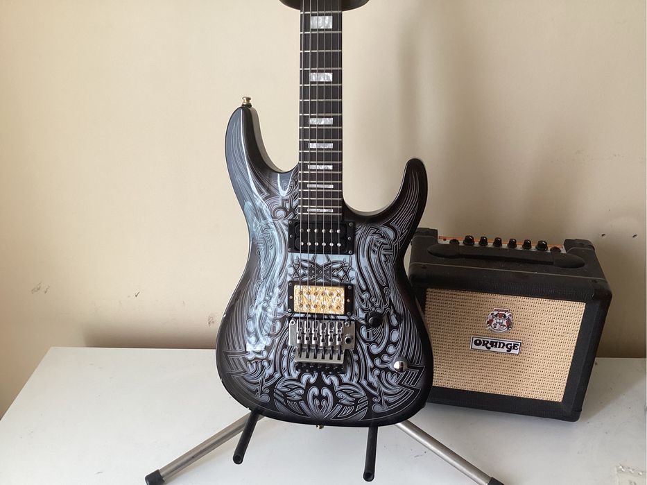 Китара Dean Custum Graphite