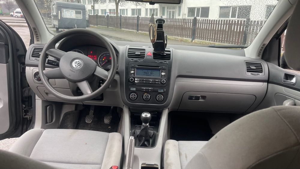 Vând sau schimb golf 5 4x4 1.9 tdi 6 trepte