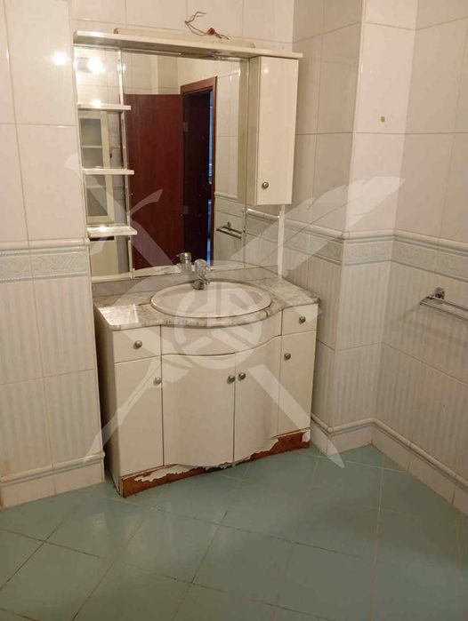 Дава се под наем Двустаен апартамент в София, Борово - 72 кв.м за 700 € - Снимка #11