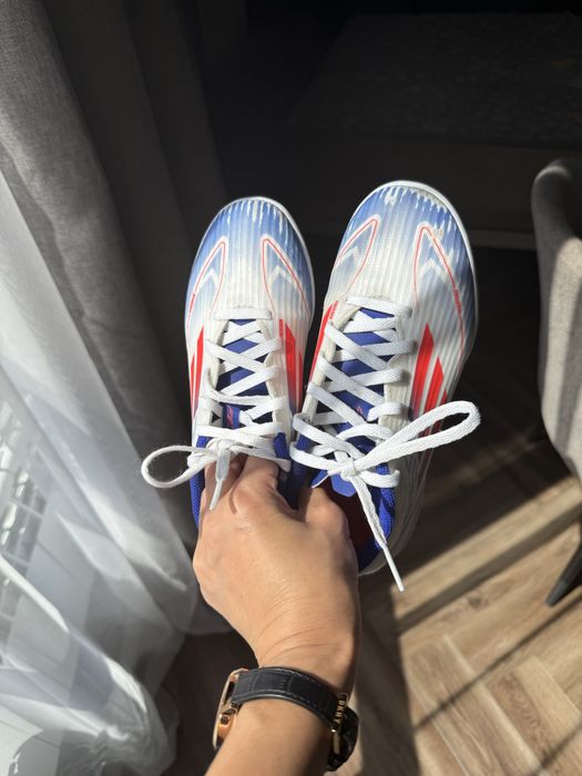 Брендовая обувь/кроссовки 33-34 р