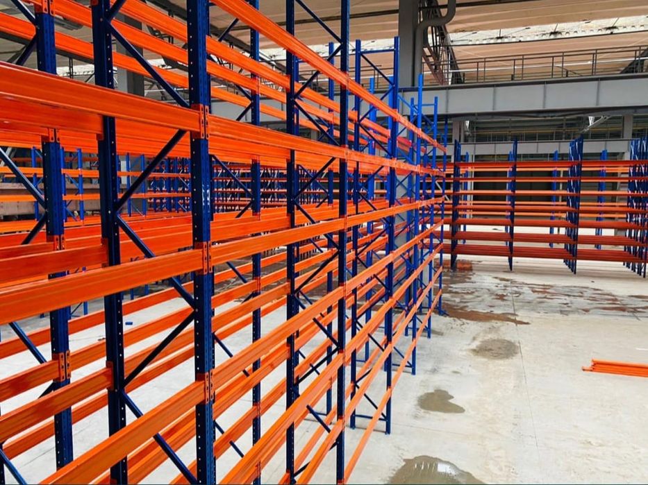 Rafturi metalice profesionale