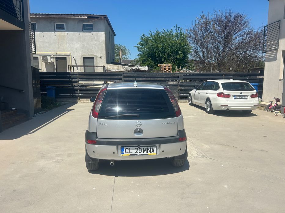 Vând Opel corsa automat