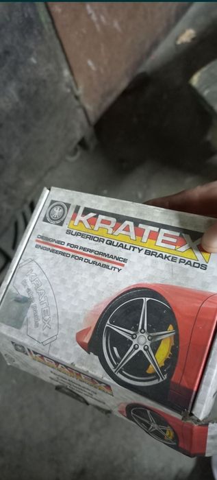 Задние тормозные колодки Lexus RX