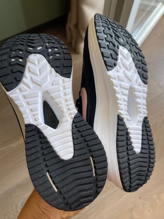 Новые кроссовки nike zoom 36 размер