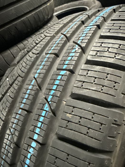 Anvelope de iarna 235/45 R20