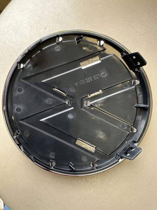 Емблема VW PASSAT CC 2012-2017   3C8853601AFXC