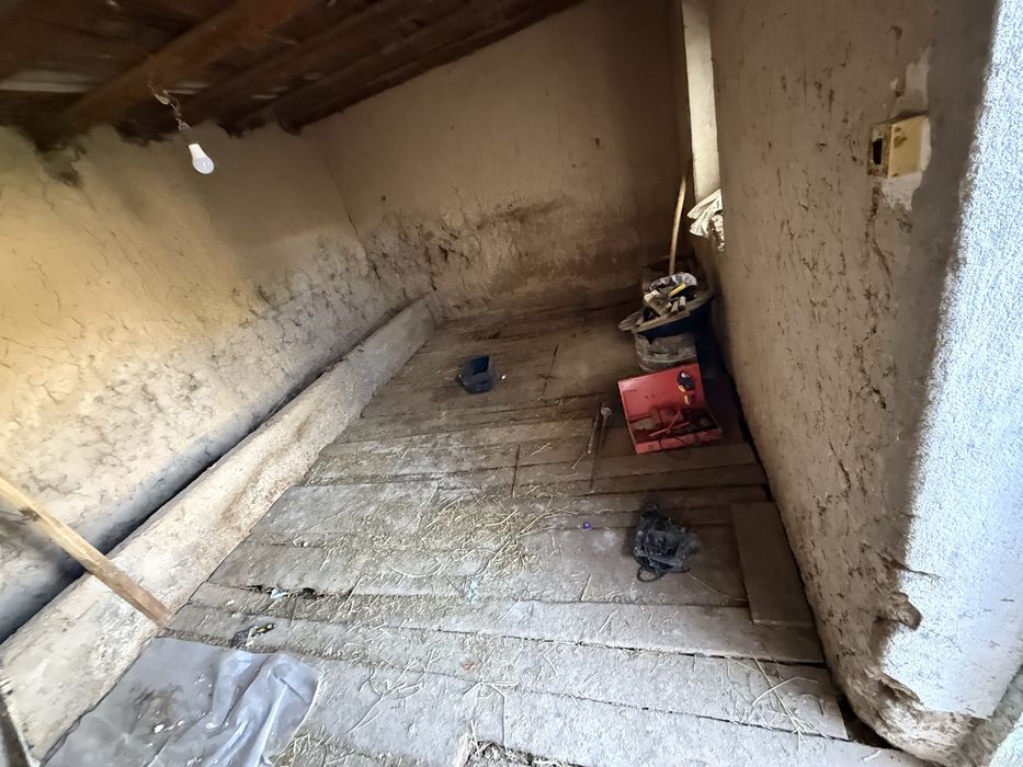 Участок  13 ст пригород, газ, свет и вода сентральная