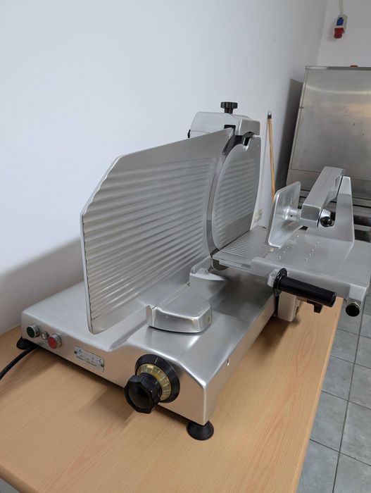 Feliator BOSTON  –  370W