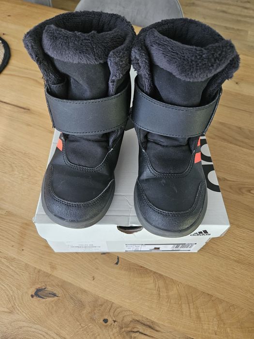 Зимни боти адидас 28 номер Adidas Winterplay