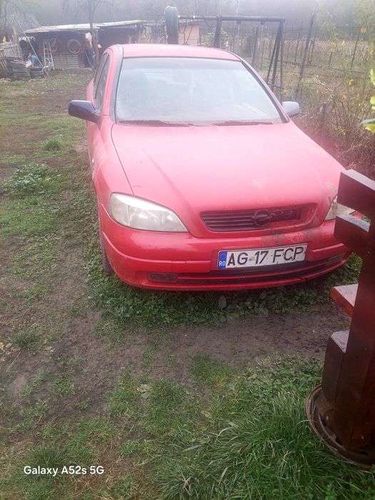 Se vinde pentru piese schimb