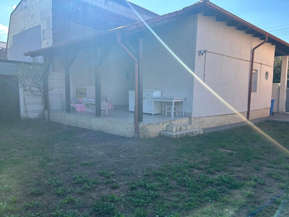 Vând casă zonă semicentrală