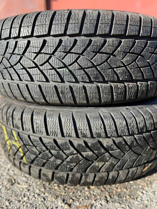 235 55 18 Зимни гуми  Goodyear Ultragrip DOT 4922 грайфер 7мм