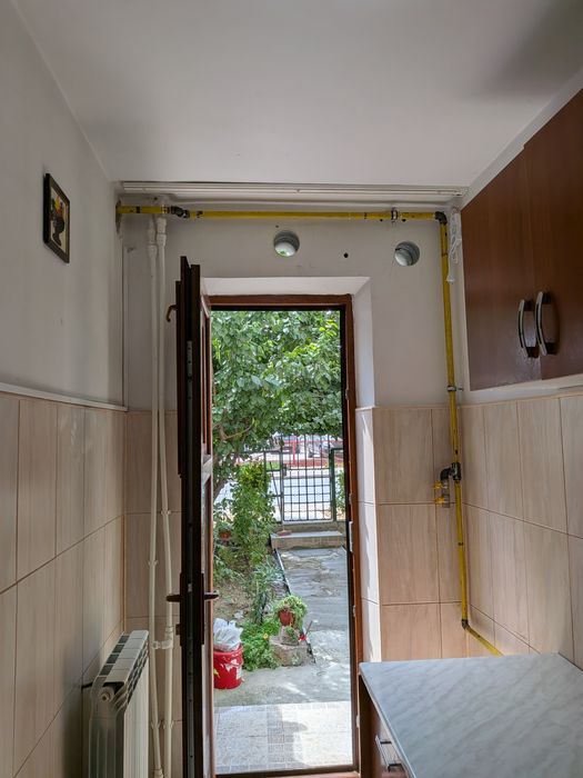 Găuri prin carotare diamantată