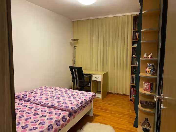 pat alb ikea 140 x 200 si 160 x 200 cu saltea