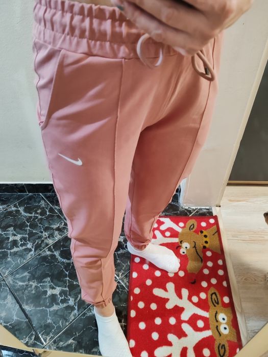 Дамско долнище Л размер