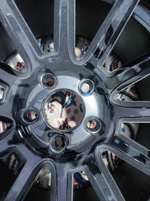 Продам Диски R18