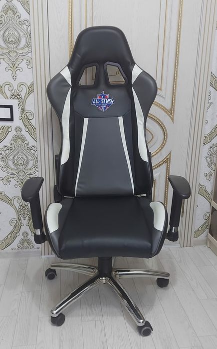 Недорого Люстра с Диодными лампочками