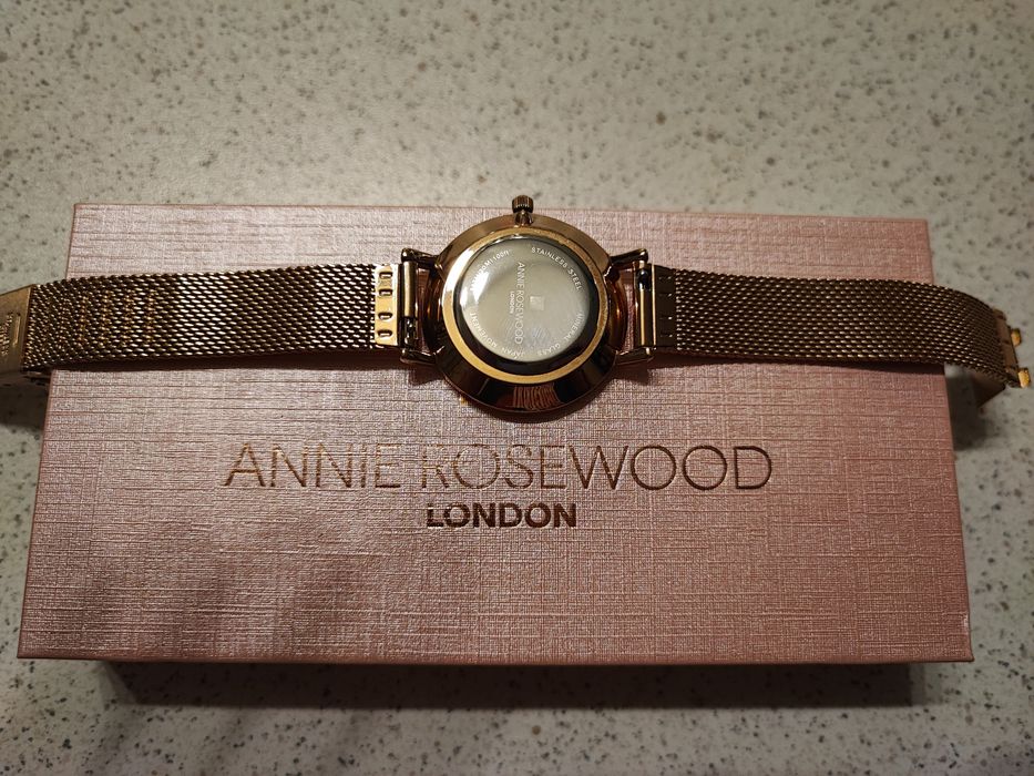 Vând ceas Annie Rosewood London