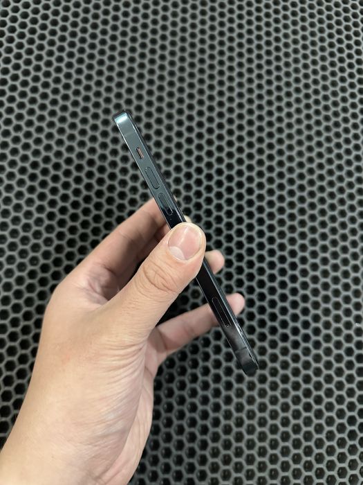 Продам iPhone 12 pro