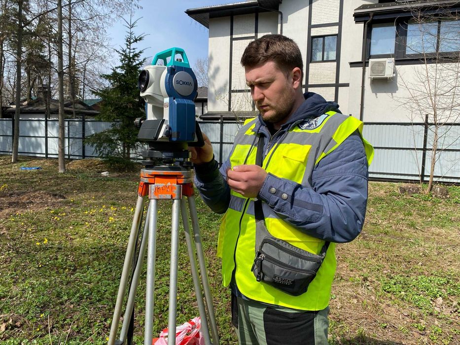 Geodezist Geodeziya topografiya kadastr