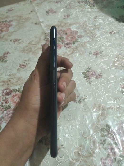 Samsung A7 4/64 karopka dokumenti ham bor