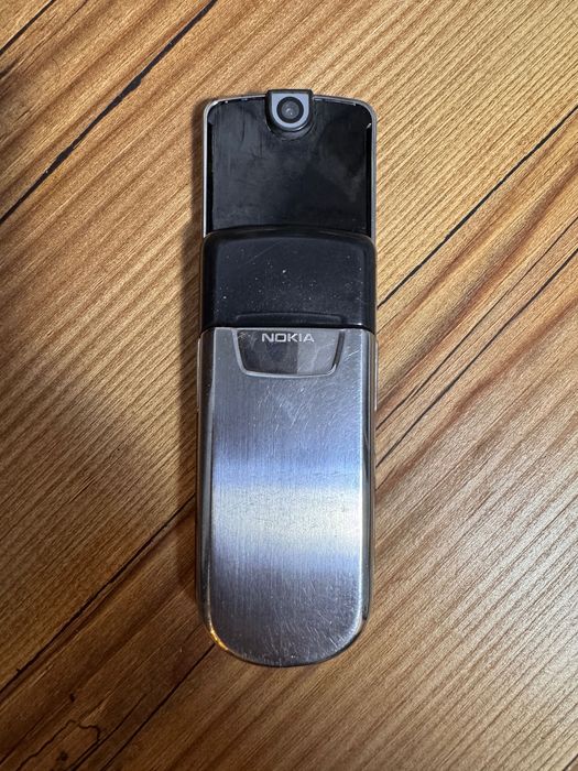 Телефон Nokia 8800