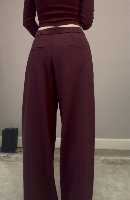 Бордовые класические брюки