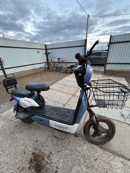 Электро мопед в хорошем сост.