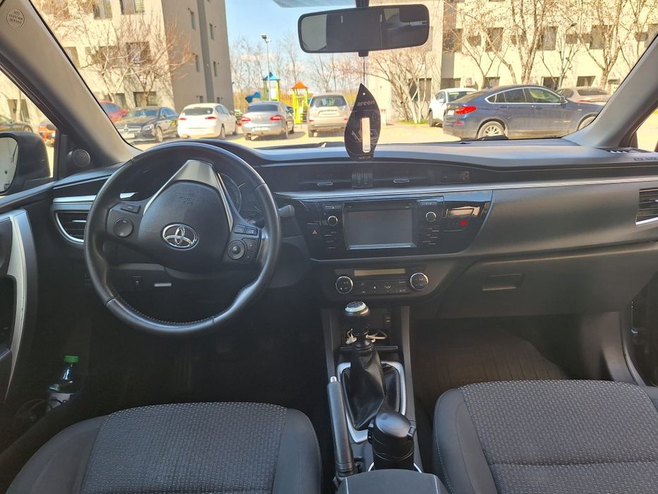 TOYOTA Corolla 2015 — imagine 5