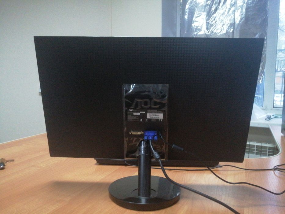 Подам монитор лос