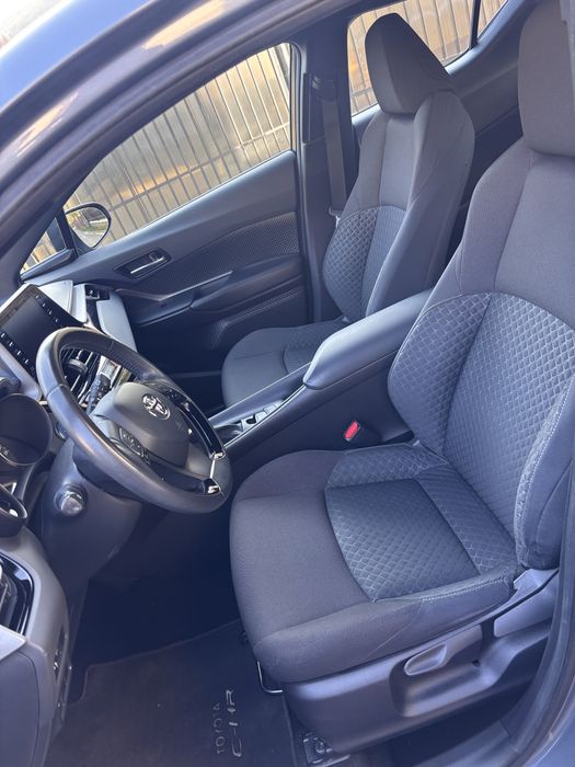 Toyota c-hr unic proprietar