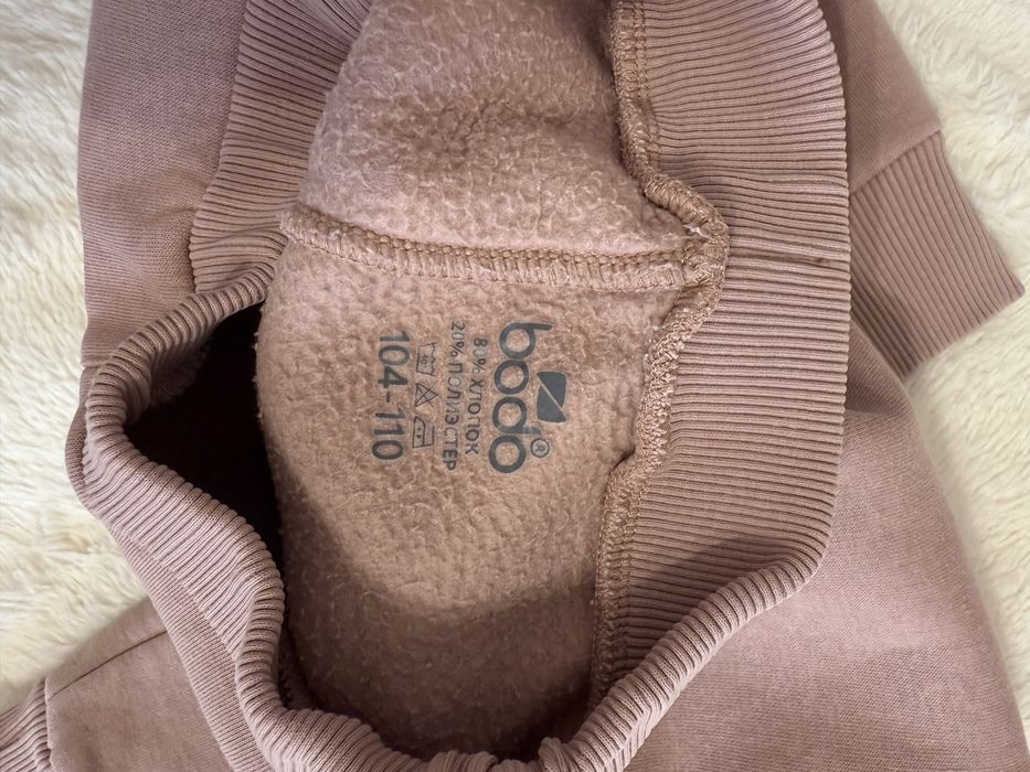 Костюм на девочку от Bodo