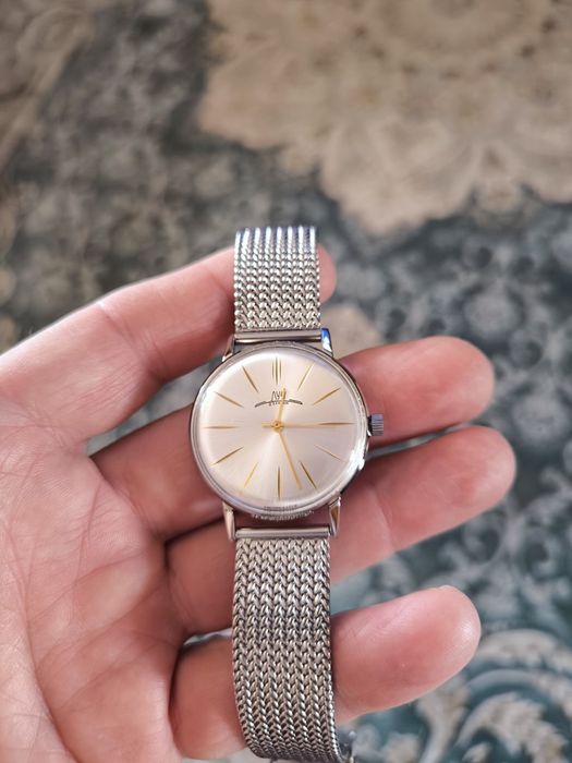 Наручные часы  "Луч", "Полёт" де люкс.