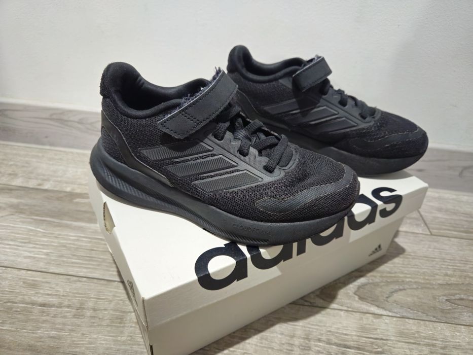 Adidas runfalcon 31.5
