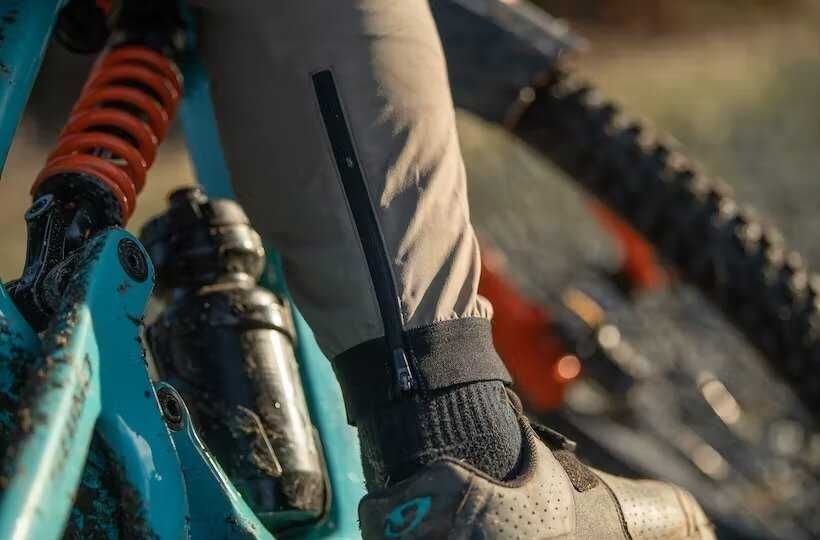 Панталон за MTB YETI RIDGWAY Черен Размер MD