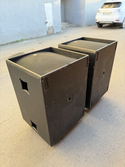 Vand basi Martin Audio WS18X Zalau • OLX.ro