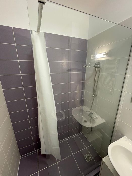Inchiriez apartament 2 camere