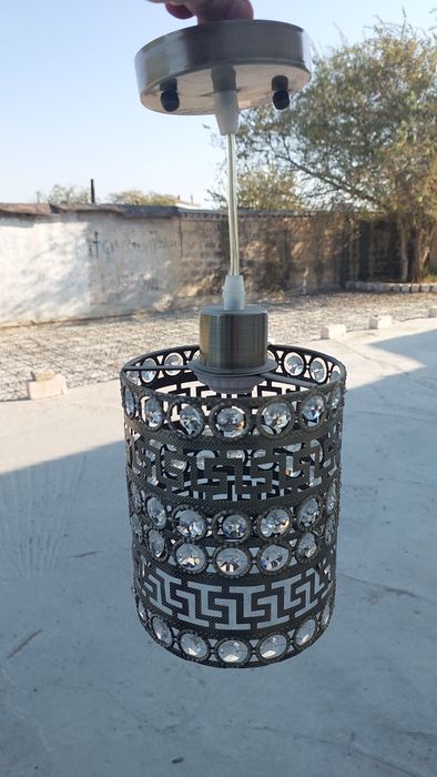 Люстры продам б/у в хорошем состоянии