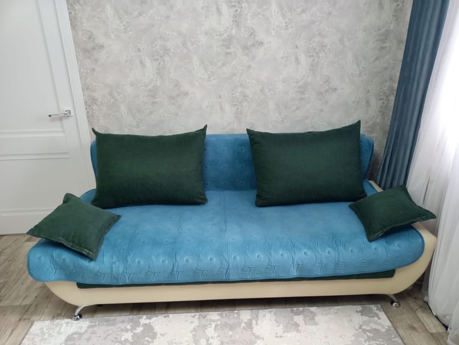 Компактный диван