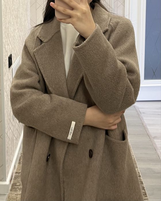 Пальто из шерсти