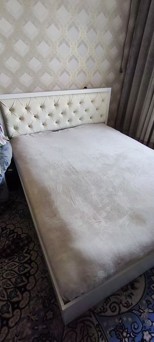 Кровать двуспальная