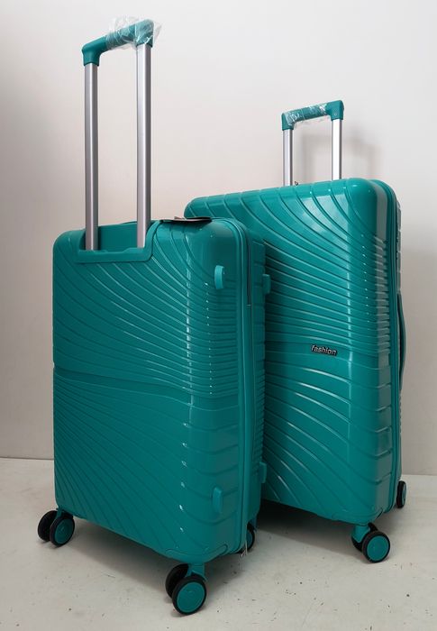 Куфари от поликарбонат в среден  и голям размер / безплатна доставка/