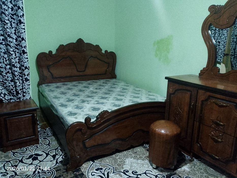 Спалний гарнитур сотилади