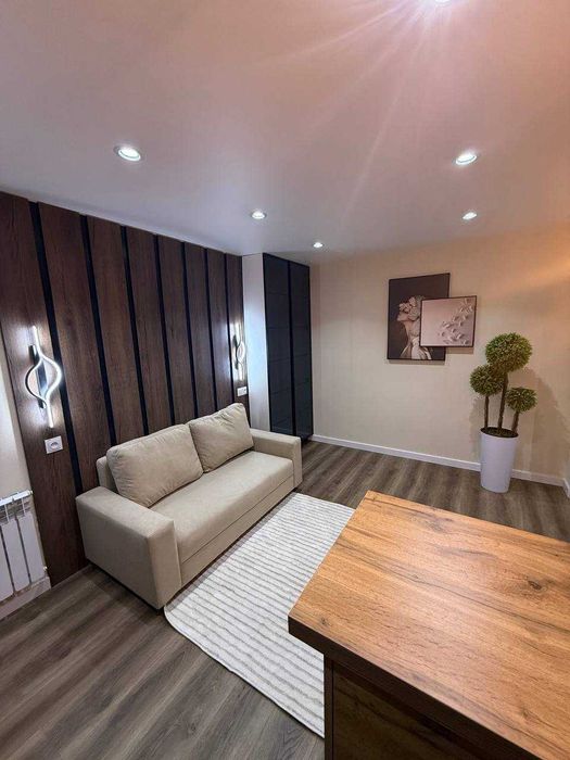 1в2 в центре, 25м², евро, метро Ойбек рядом`