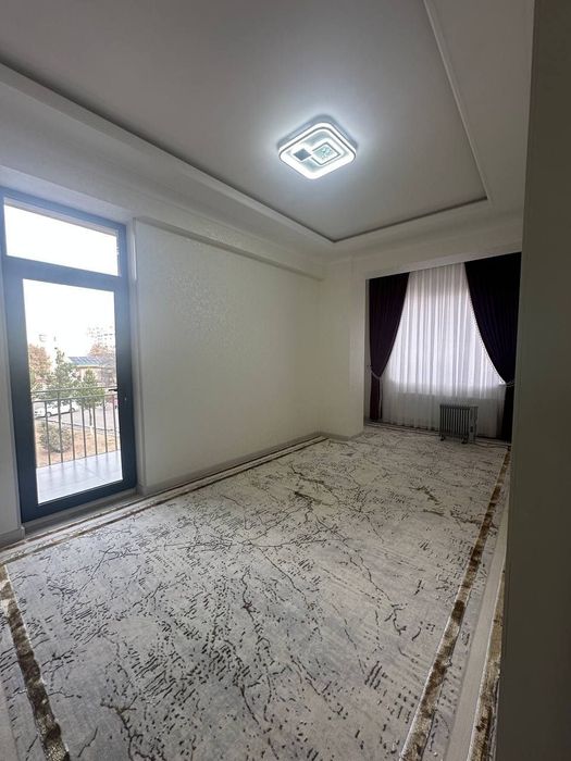 Megaplanetga yaqin Unversam bozor Arentr ijara kvartira bor