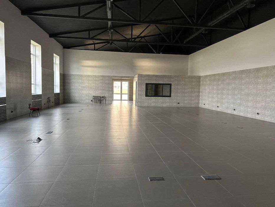 Отдельно-стоящее здание