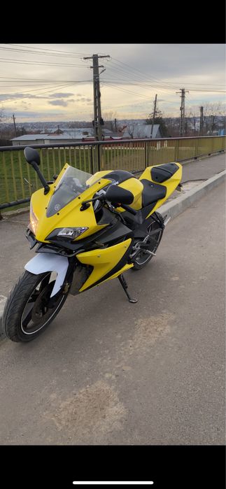 Yamaha YZF r125 2009